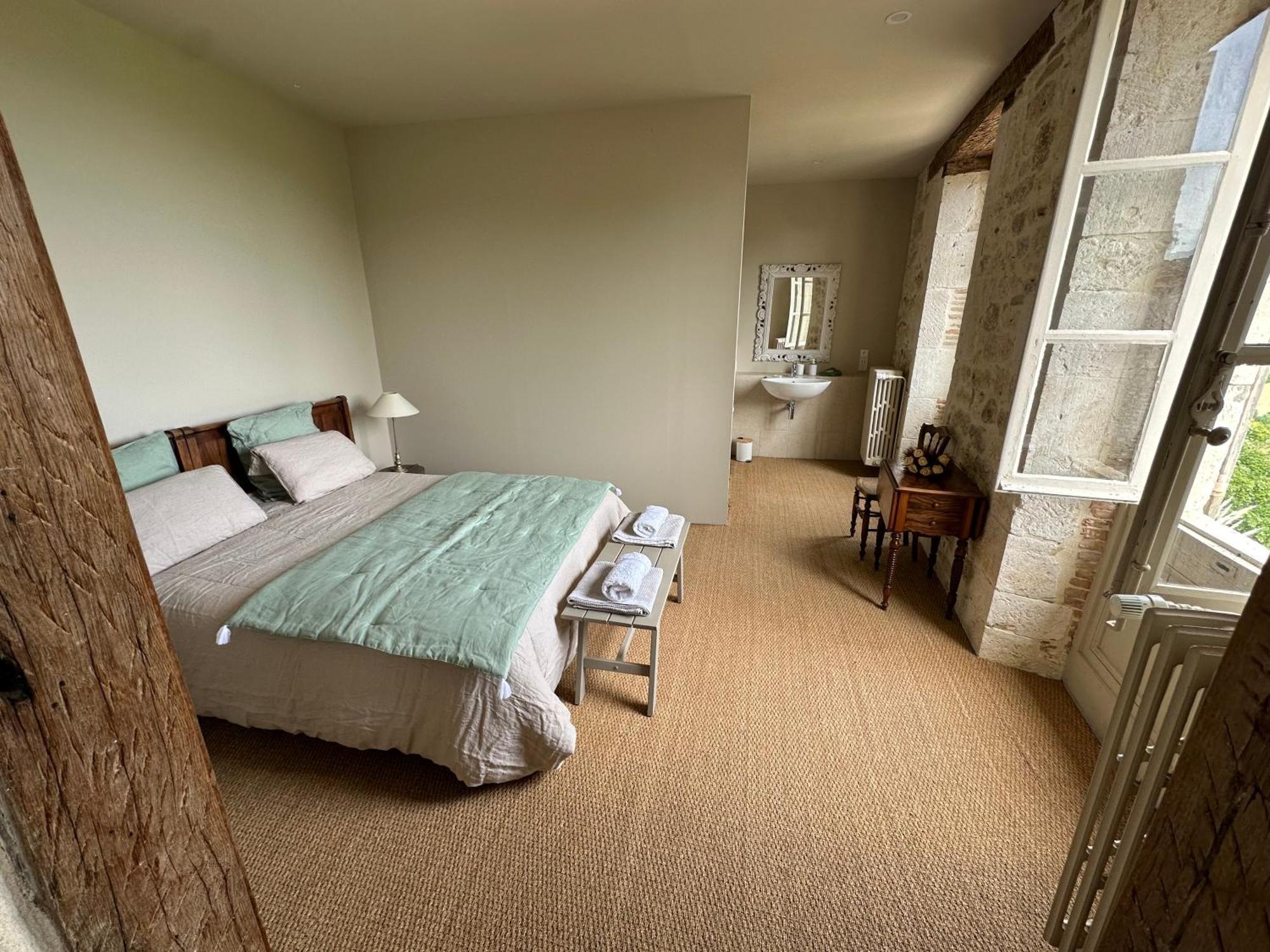 Montpezat-de-Quercy Les Trois Terrasses Bed & Breakfast エクステリア 写真